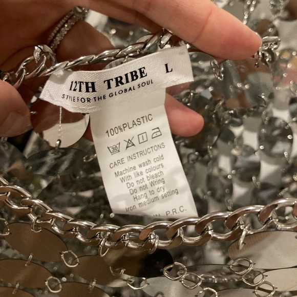 Large Sequin Silver Dress - Picture 3 of 3